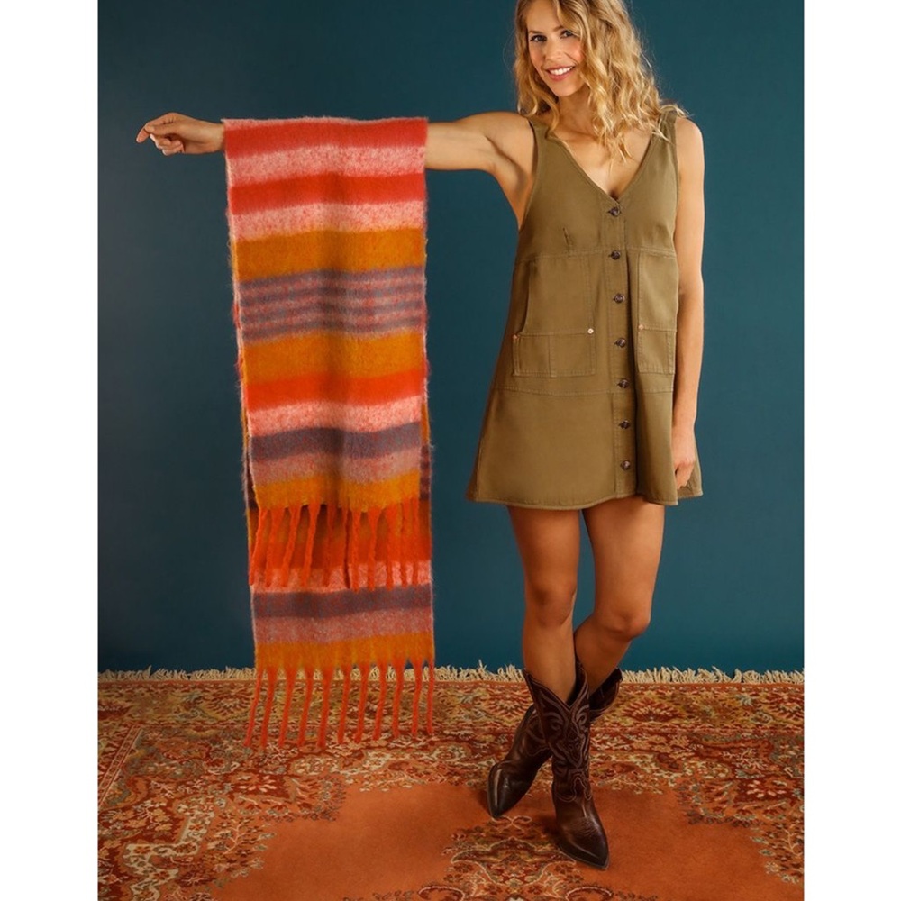 Powder, scarf, new with tags